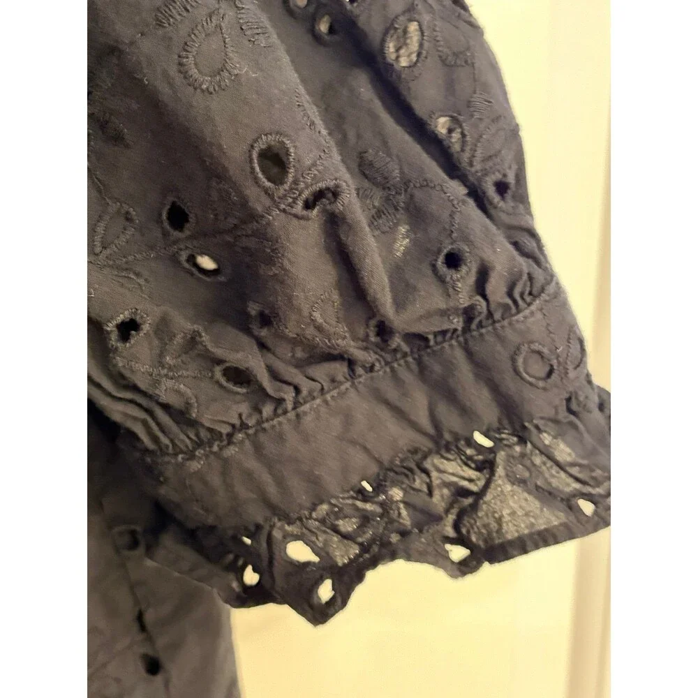 Ann Taylor Black Eyelet Blouse - M - Picture 3 of 5